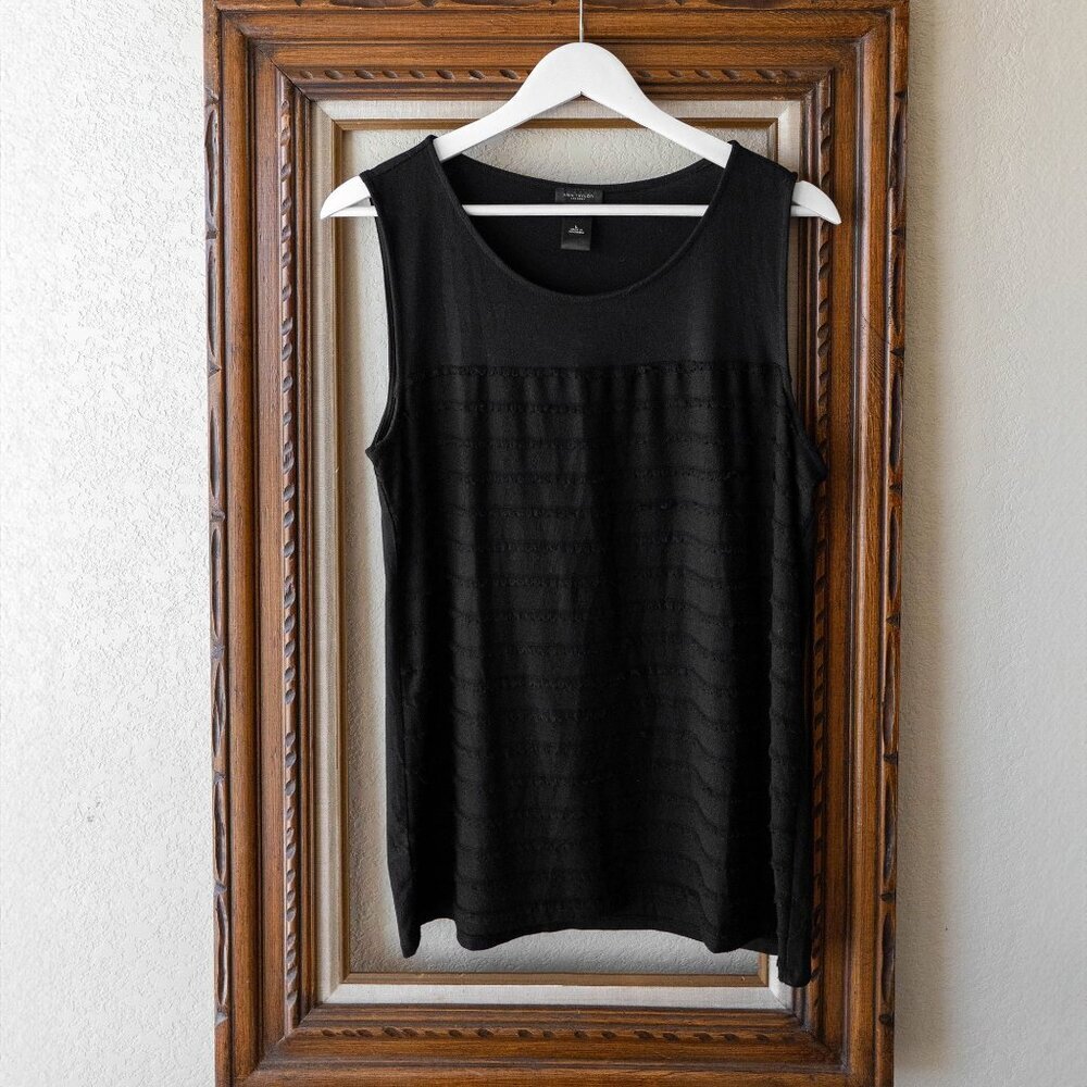 Ann Taylor Black Sleeveless Ruffle Top Size Large Classic Casual Chic Blouse